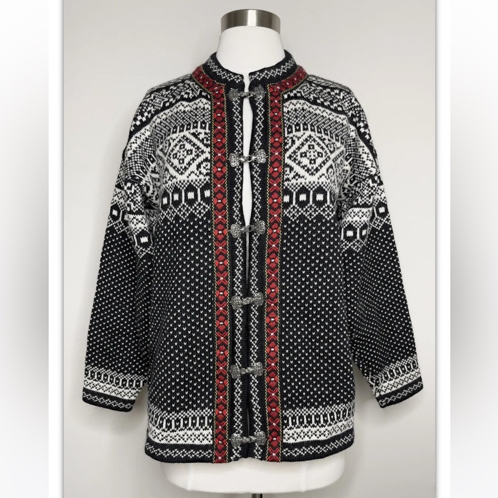Susan Fosse Norwegian Rundemann Women’s Cardigan Jacket . Size: L